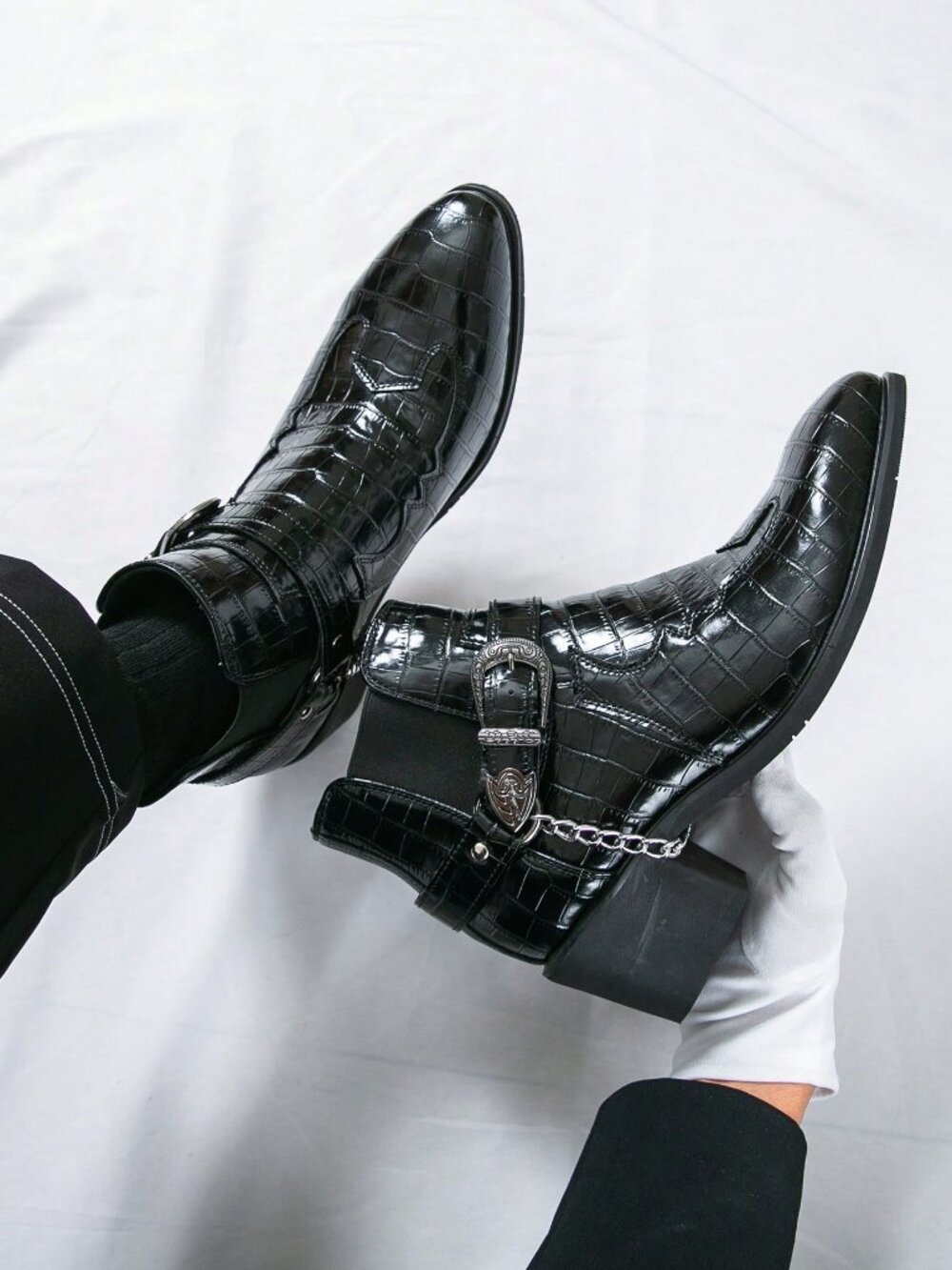 Black Business Men's Slip-On Pointed Toe Oxfords - Picture 4 of 10